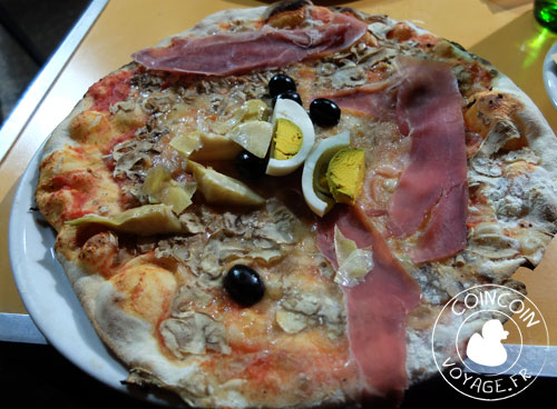 capriciosa-ai-marmi-pizzeria-rome