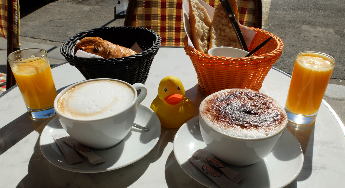 petit dejeuner bordeaux croissant