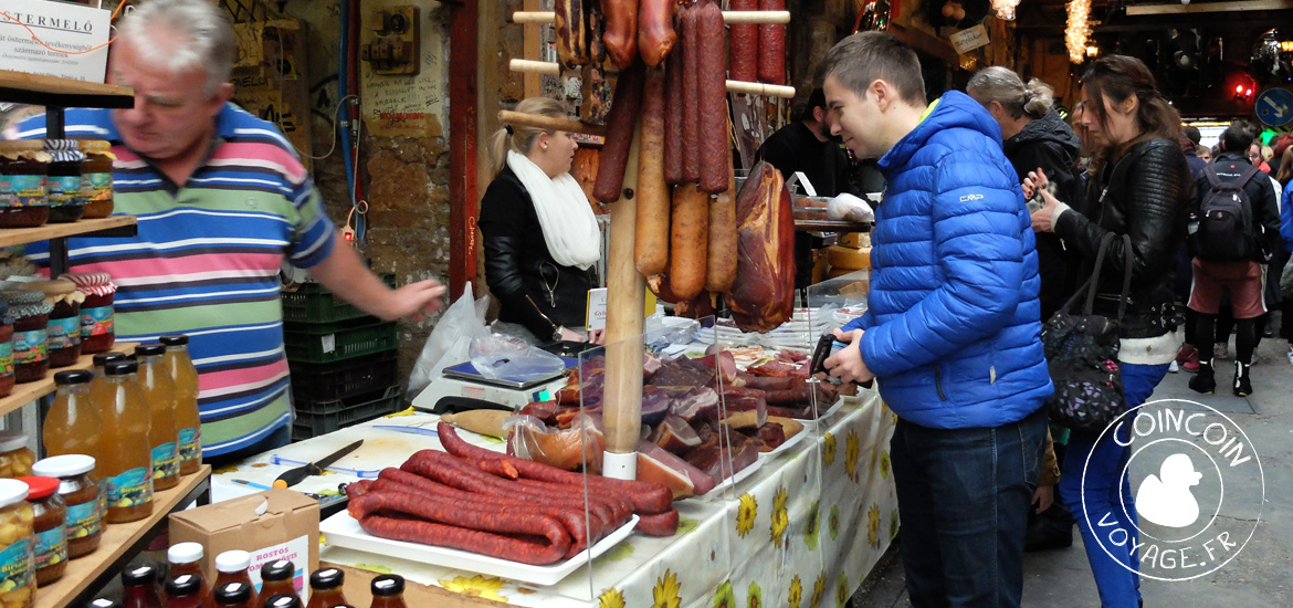 szimpla kert bar budapest saucisse